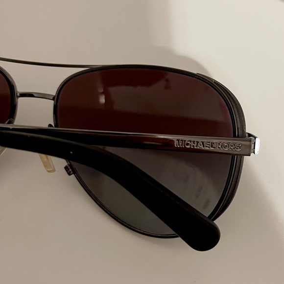100% authentic Michael Kors sunglasses - Picture 3 of 3